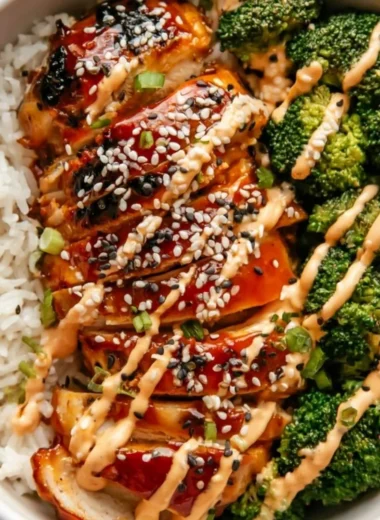 Healthy Sticky Chicken Bowls served with fresh vegetables and grains