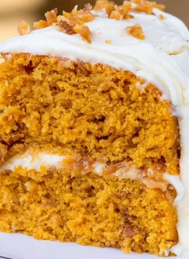 Delicious Pumpkin Toffee Crunch Cake with Cinnamon Cream Cheese Buttercream topping