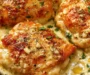Creamy Garlic Chicken Thighs – Easy One-Pan 30-Minute Dinner